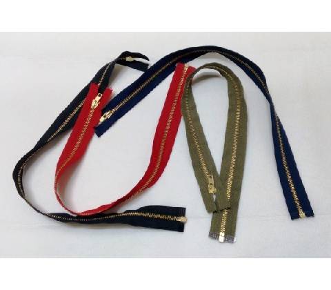 Zip mosazný 30 cm
