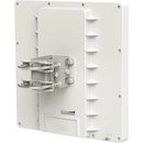 Access pointy a routery Mikrotik RB911G-5HPnD-QRT