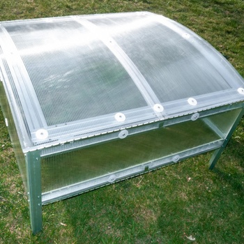 Gutta Gardentec Classic polykarbonát (4 mm) 100 x 93 cm