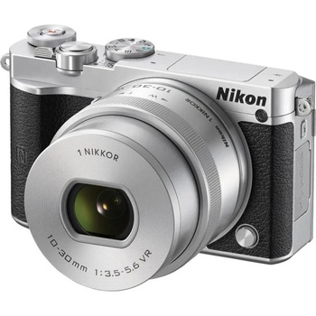 Nikon 1 J5 + 10-30mm PD-Zoom