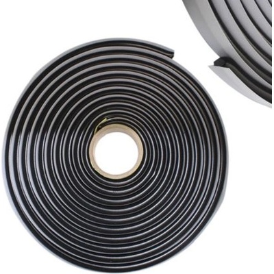 БИТУМНО ЛЕПИЛО ЗА ФАРОВЕ И СТЪКЛА - 1 метър