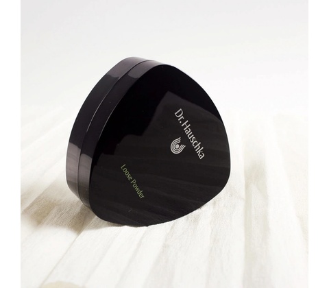 Dr. Hauschka Decorative transparentní pudr 12 g