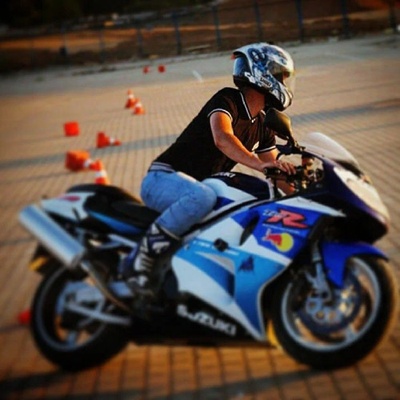 Škola smyku pro motorkáře