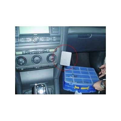 Brodit ProClip Škoda Octavia II Ambiente/Classic/Elegance/RS 05-13/Scout 07-13, na stred vpravo 853526