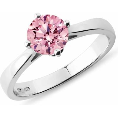 KLENOTA Zásnubní prsten s růžovým diamantem v bílém zlatě R0922952
