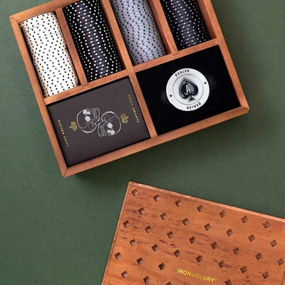 Iron & Glory Комплект за Покер - Dead Man’s Hand