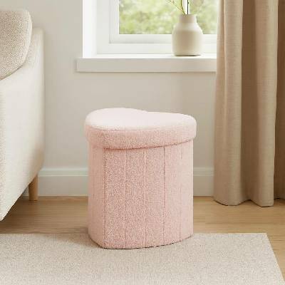 Home Styling Collection Kolekce bytového stylingu ALLOY Puf ve tvaru srdce, čalounění z ovčí kůže, 34 x 28 x 35 cm