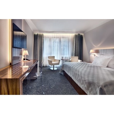 Úžasný romantický pobyt s wellness a polopenzí v designovém boutique Hotelu Prezident
