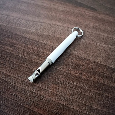 COOYOMOO Store Ultrazvuková píšťalka 8 cm*0,8 cm