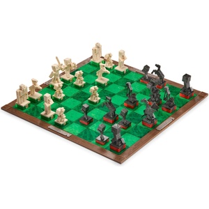 Noble Collection Шах Noble Collection - Minecraft: Overworld Heroes vs. Hostile Mobs Chess Set (NN3726)