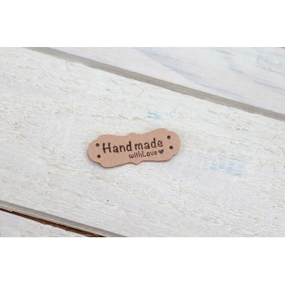 Pro Háčkování Hand Made koženková cedulka se srdíčkem 15x40 mm pudrová