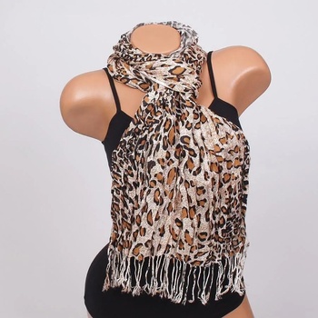 Image 1 of Дамски шал в бял меланж с леопардов десен