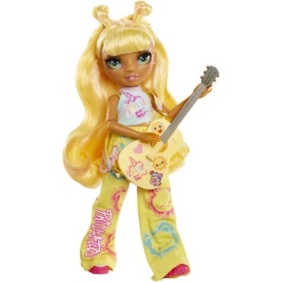 MGA Rainbow High Junior Fashion v rockové kapele Sunny Madison