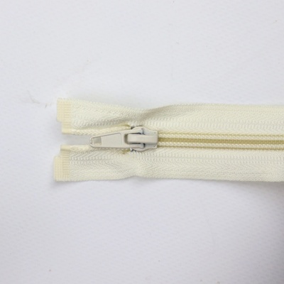 Pro Háčkování Spirálový zip dělitelný 80 cm krémový
