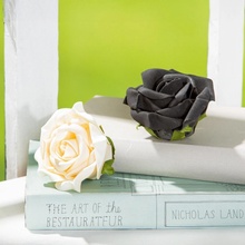 Gilde Gilde Dekoratívna penová ruža, čierna