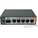 Access pointy a routery MikroTik RB760iGS