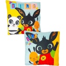 Dekoračné vankúše Setino obojstranný vankúš Zajačik Bing & Flop Zajačik Bing v póze Usaina Bolta 40x40