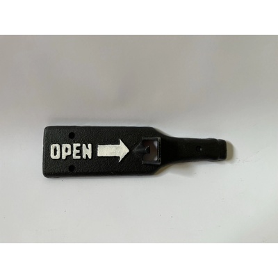 KOVOVÝ NÁSTĚNNÝ OTVÍRÁK NA LAHVE - OPEN