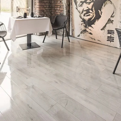 KAINDL Ламиниран паркет kaindl o251 8 мм. ac4/32 v4