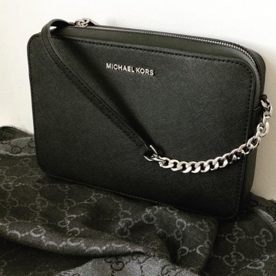 Michael Kors Jet set Travel crossbody strieborná čierna