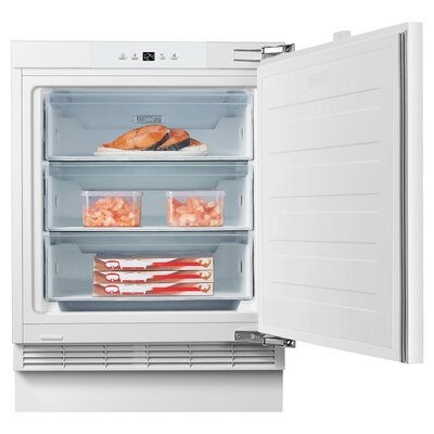 Mrazák Philco zajistí optimální skladování vašich potravin Mrazák Philco s otevřenými dvířky a potravinami uvnitř