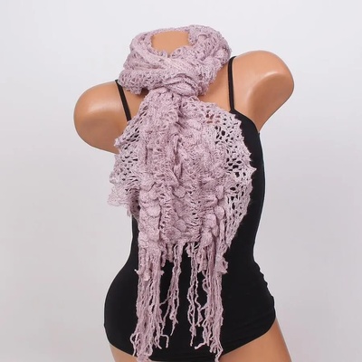 Стилен дамски плетен шал във виолетово с ламе