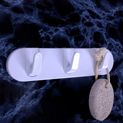 Бяла закачалка за стена с 3 куки ansa