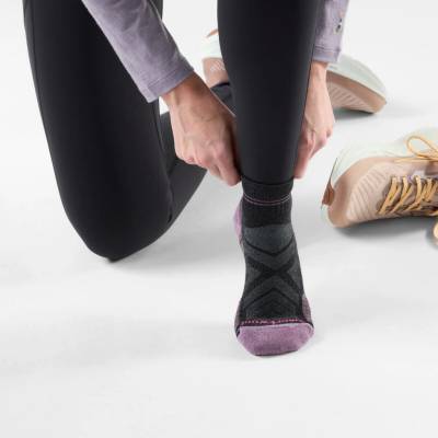 Smartwool dámské ponožky Hike Light Cushion Ankle Charcoal