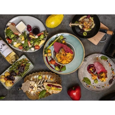 Remoska Kurz: Menu ryby s Jamiem Santosem Termín: Dárkový poukaz bez termínu (termín vybere obdarovaný) 3700,00 Kč