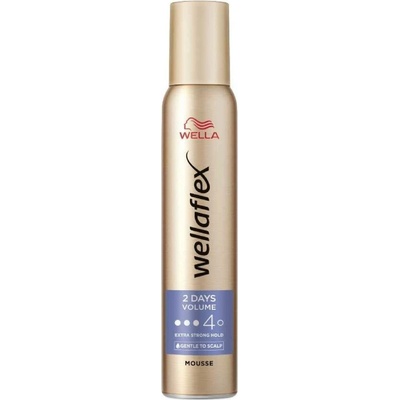 Wella Wellaflex 2 Days Volume pěnové tužidlo pro bohatý objem Vol 4 200 ml