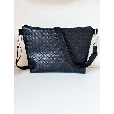 Crossbody Simplicity Twist Black