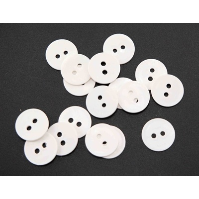 Dírkový knoflík - prádlový - mandlovací - bílý - průměr 1,5 cm – Zboží Dáma