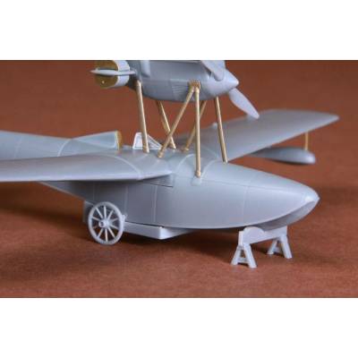 SBS Model S.B.S. Model Macchi M 33 beaching gear set for kit 1:72