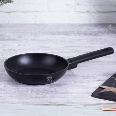 BerlingerHaus Tradiční pánev Monaco 20 cm s titanovým povrchem