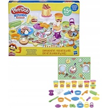 Play-Doh Kitchen Creations Sweet Cakes Playset F2773 23 ks.