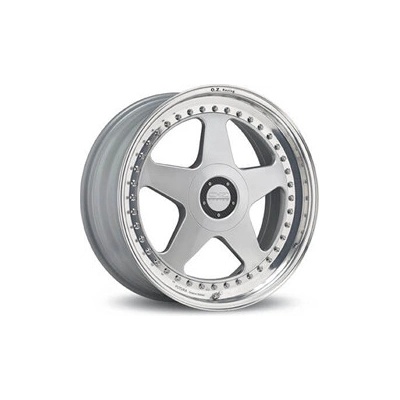 OZ FUTURA III 8,5x19 5x112 ET45 silver STANDARD