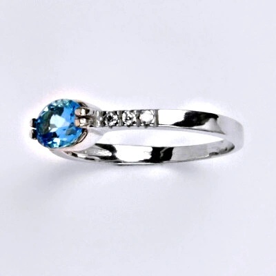 Čištín zlatý prsten,přírodní topaz swiss bílé zlato 14 ct VR 237