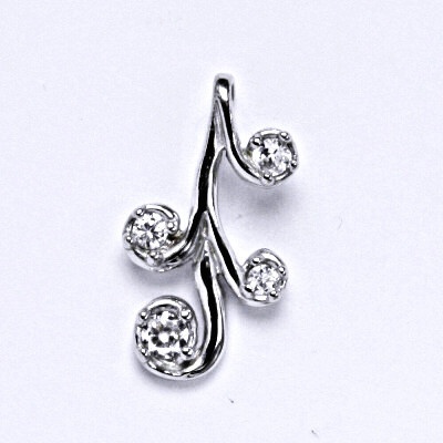 Čištín Stříbrný přívěšek s čirými zirkony P 1425