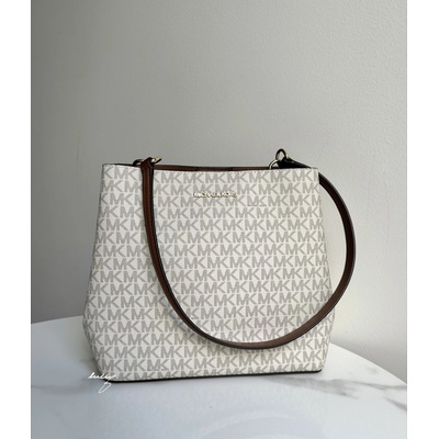 Michael Kors Pratt medium bucket shoulder vanilla monogram