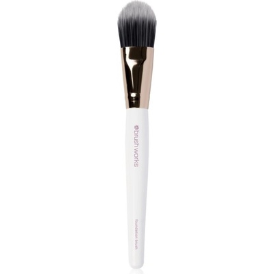 Brushworks Foundation Brush plochý štětec na make-up 1 ks