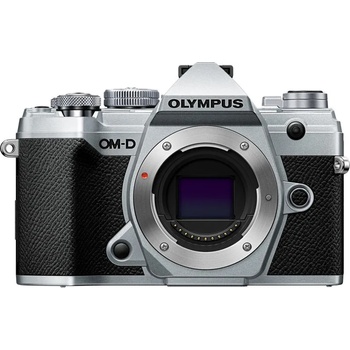Olympus OM-D E-M5 Mark III + ED 12-200mm (V207090BE010/V207090SE010/V207093BE000/V207093SE000)