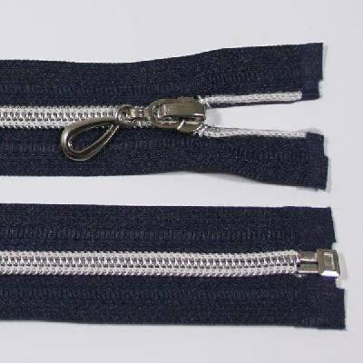 Zip spirálový 6mm délka 50cm, barva 330 (dělitelný) se stříbrnými zoubky