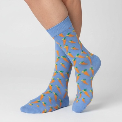 Мъжки свежи чорапи в син цвят с морковчета