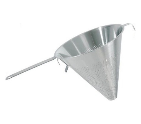 Cedník špičák - průměr 23 cm