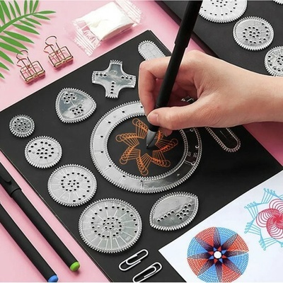 Deminas Sada kresliacich šablón spirograf