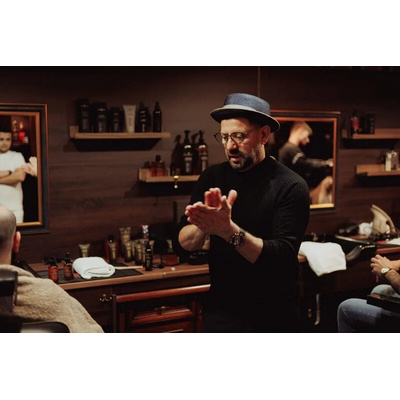 Sestřih pro tátu a syna v barber shopu
