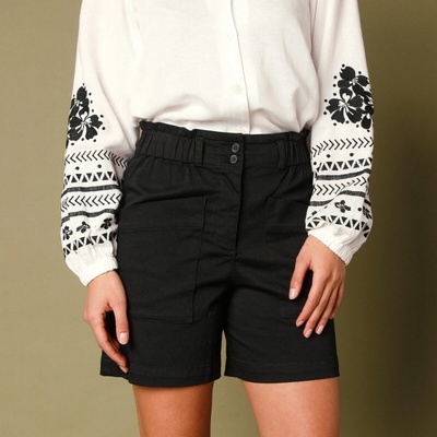 Šortky s vysokým pasem a našitými kapsami černá