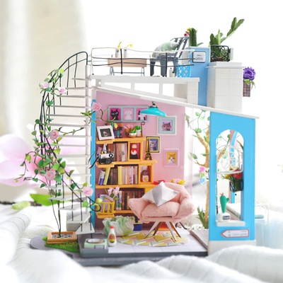 ROBOTIME miniaturní domeček - Podkrovní byt s terasou LED DIY 1:24