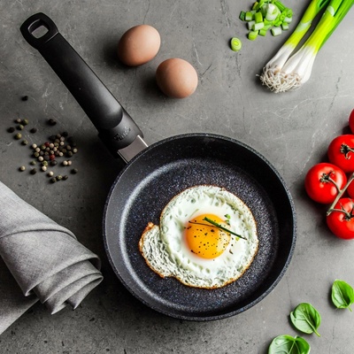 Fissler Nepřilnavá pánev Adamant Comfort 20 cm