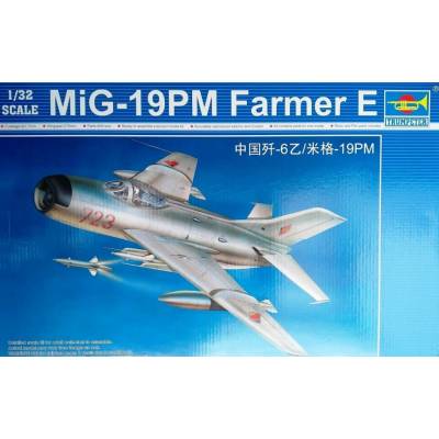 Trumpeter MiG-19PM Farmer E 1:32